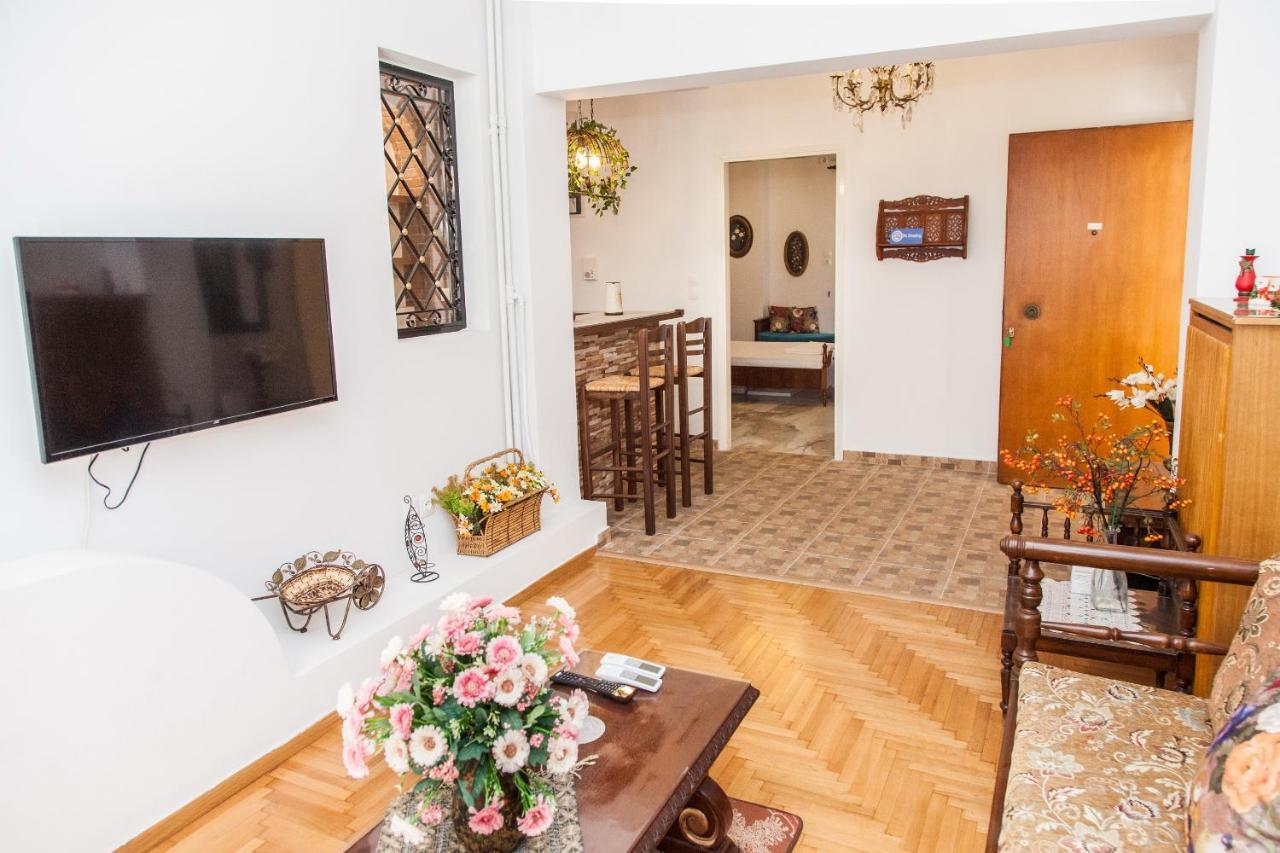 Beautiful Apartment In Pagkrati -Gtd95601 Atenas Exterior foto