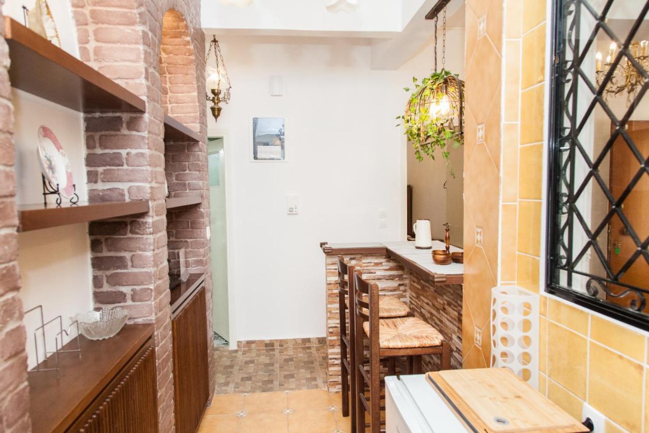 Beautiful Apartment In Pagkrati -Gtd95601 Atenas Exterior foto